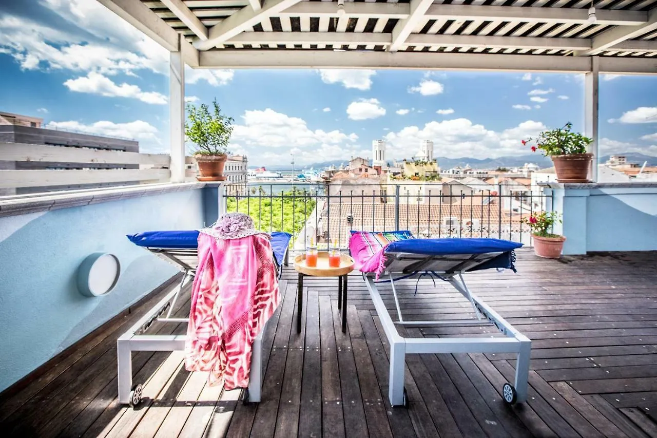 卡利亚里 La Terrazza Sul Porto酒店